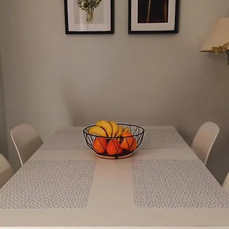 Isalola View Apartman *