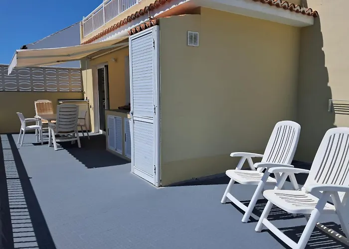 Isalola View Apartman *